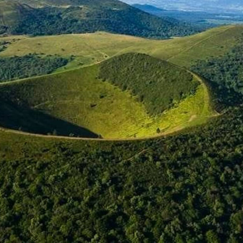 🌋 O vulcão mais antigo do mundo está escondido no coração do Brasil