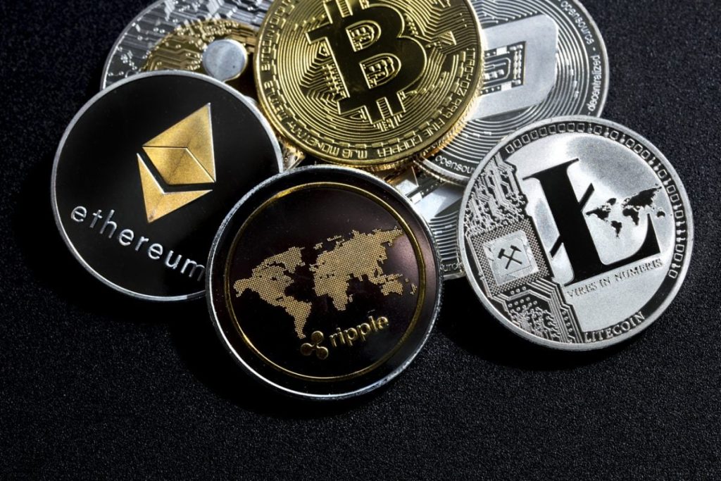 🌐 Moedas digitais desafiam os bancos centrais