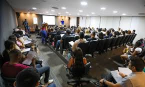 Concursos DF: 251 vagas abertas em novembro; até R$ 26 mil!